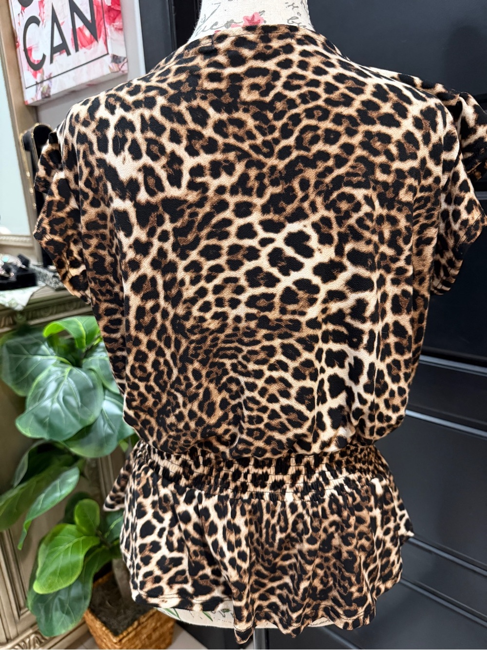 Adrienne Vittadini Leopard Print V-Neck Ruffle Hem Top - Brown Black - Picture 9 of 12